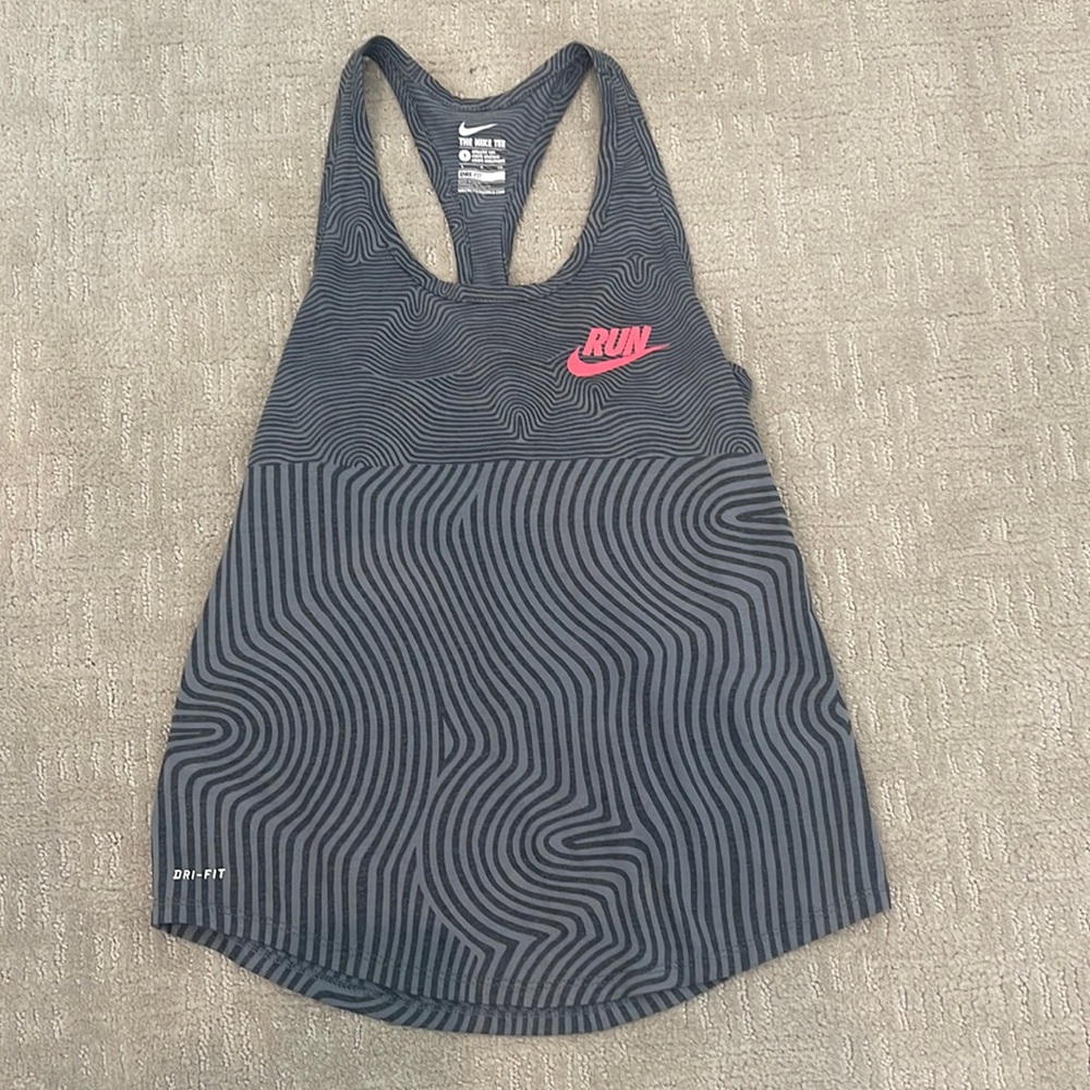 Nike tank top (Small)